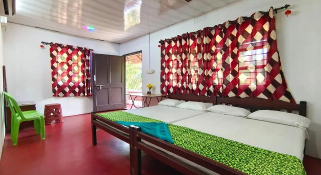 Двухместный номер Standard с балконом Achayans Homestay Mararikulam