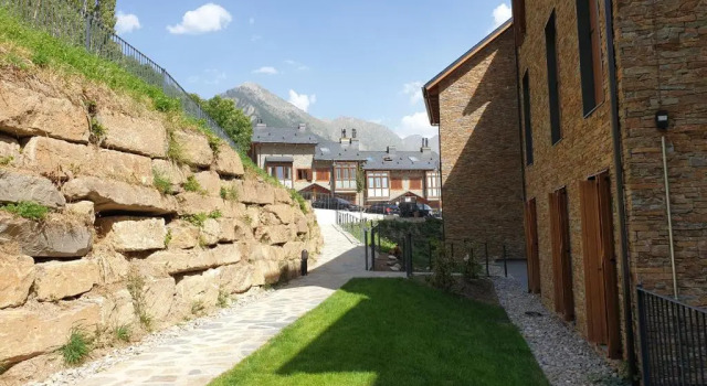 Pirineos 3, Book Hotel Hotels in Formigal with a Pool, Swimming Pool