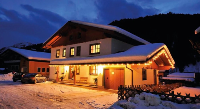 Stunning Apartment in Kleinarl With 2 Bedrooms and Wifi