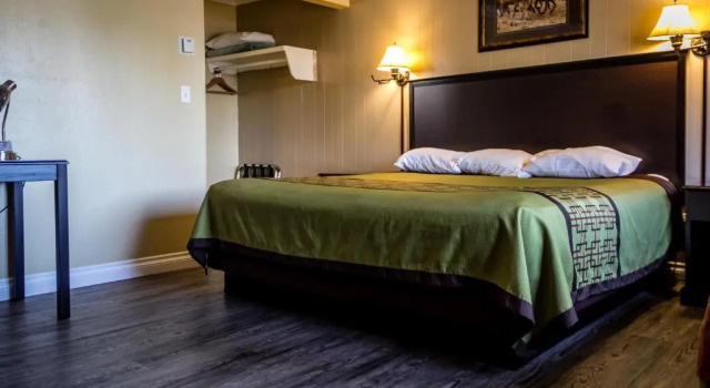 Номер Standard Charm Motel & Suites