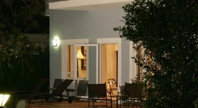 10 Woodlands Road B&B, Забронировать Отель Отели Дурбана с бассейном, рядом с Life Entabeni Hospital, Бассейн