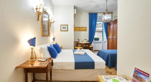 Четырёхместный номер Classic Fabrizios Rooms
