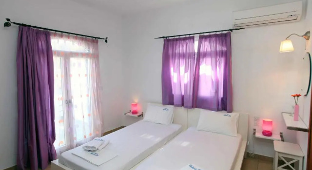 Maistrali, Prenota Hotel Alopronia Sikinos
