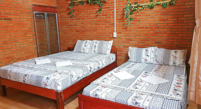 Трёхместный номер Standard с видом на сад Cat Tien Farmer Lodge