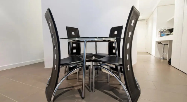 Elm Apartment, Book Apartment Melbourne 