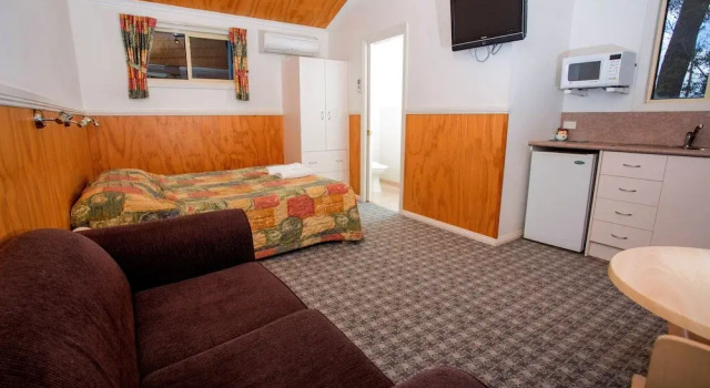 Студия Standard Big4 Ballarat Windmill Holiday Park