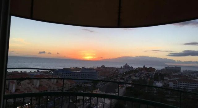 Апартаменты TORRES DEL SOL 15 floor near the beach