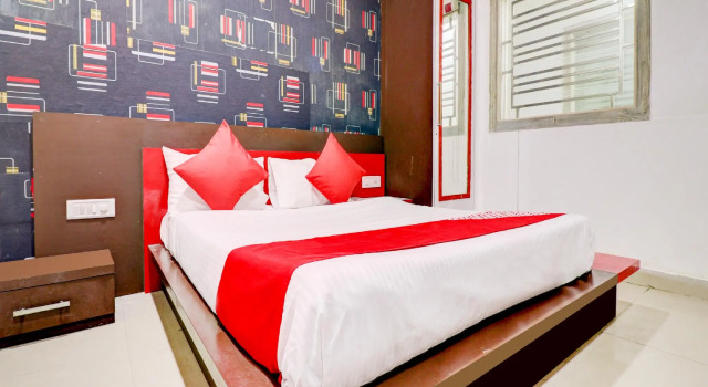 OYO 65871 Hotel New Naaz, Забронировать Отель Хисар штат Харьяна, рядом с Hisar Railway Station