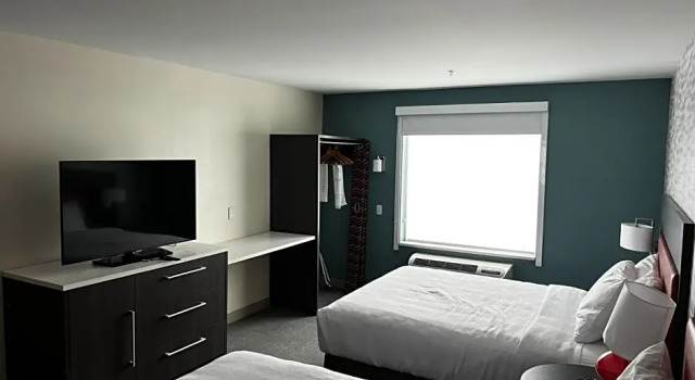 Четырёхместный люкс c 1 комнатой Days Inn by Wyndham Hinesville Near Fort Stewart