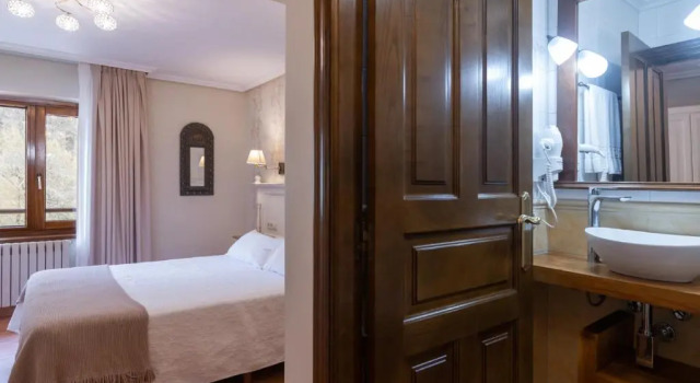 Номер Standard Hotel Restaurante La Casa de Juansabeli