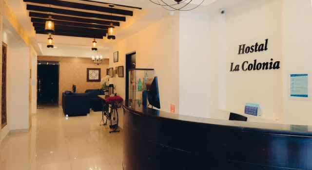 Hotel La Colonia, Забронировать Отель Colonial Zone Санто-Доминго, рядом с Alcazar de Colon