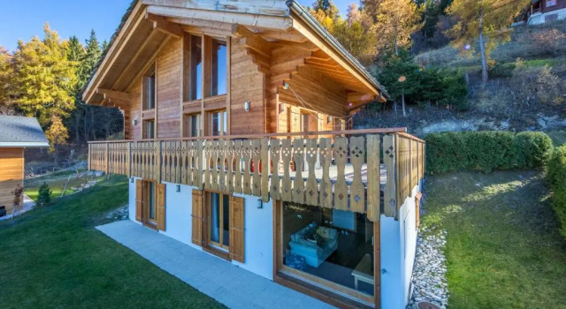 Chalet Asphodel, Rezerwuj Chalet Hotele w 4 Valleys z parkingiem, Parking
