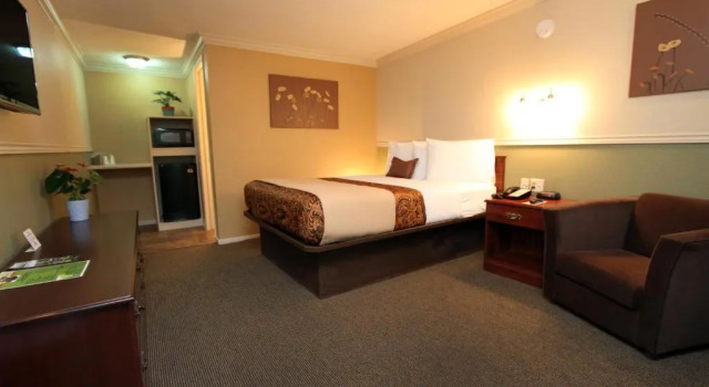 Двухместный номер Standard Family Garden Inn & Suites