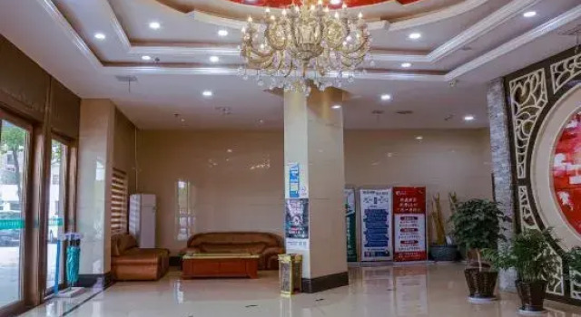 Huamei Business Hotel, Prenota Hotel Hotel a Jiaxing con parcheggio, Parcheggio