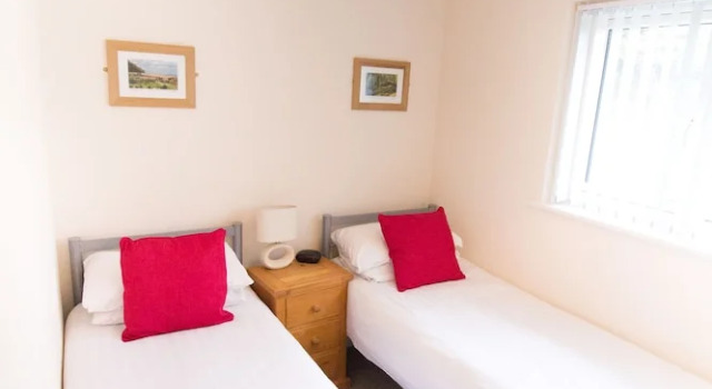 Коттедж Premier Seaview Holidays - Salterns Village