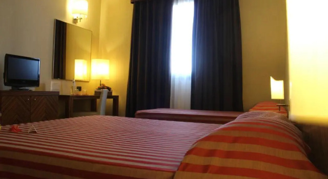 Трёхместный номер MH Hotel Piacenza Fiera