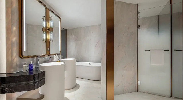 Люкс Grand oceanfront Voco Sanya Bay By Ihg