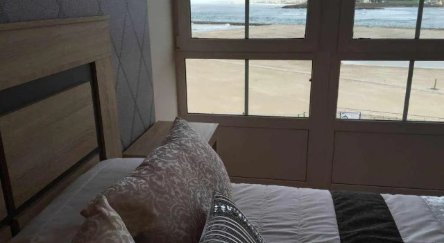 Vivienda en 1ª Linea de Playa Rapadoira Foz, Prenota Hotel Foz 
