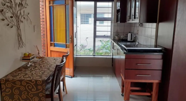 Люкс Summerstrand self catering for two
