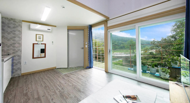 Hongcheon Gugotegamyun Pension, Boek Hotel Hongcheon Gangwon-Do