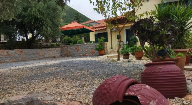 Коттедж Rodomelo House - 3 Bedrooms
