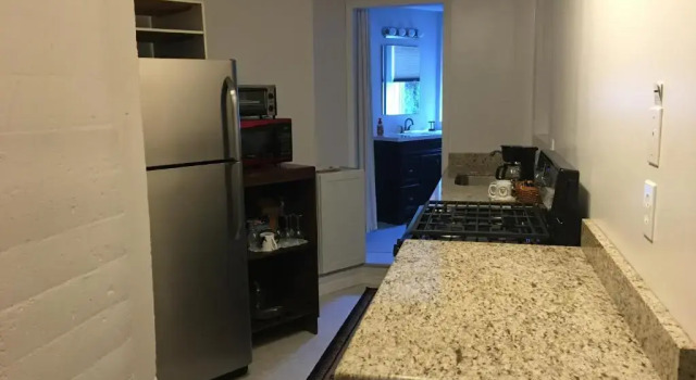 Апартаменты Deluxe River House Inn