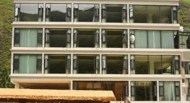 Li Lupanshan Yun Hotel, Buchen Sie Hotel Ngawa 