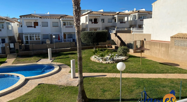 La Cinuelica R3 1st flr apt Overlooking Pool L149