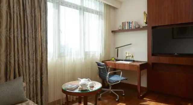 Shangri-La Serviced Apartments, Yangon, Забронировать Апартаменты/квартира Отели в центре Янгон, в центре, Парковка