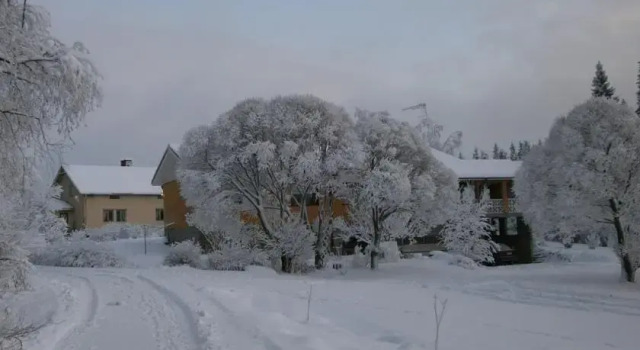 Välimäki Farm Hostel, Забронировать Фермерский дом Отели Састамала с парковкой, Парковка