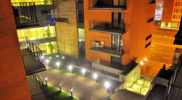 Angel City by Friendhouse Apartments