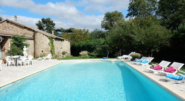 Коттедж Cosy House With Private Pool Near Valence