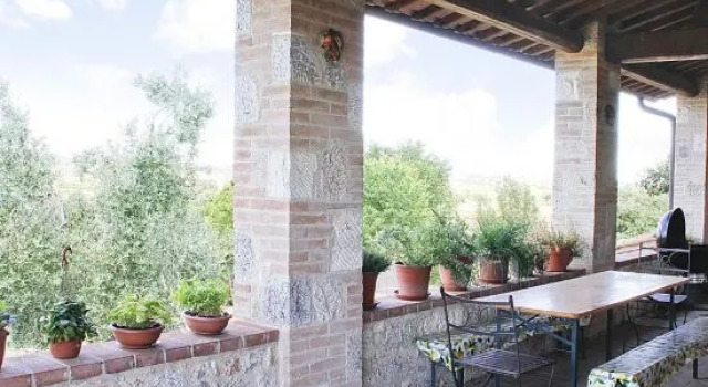 Agriturismo Il Casino, Забронировать Фермерский дом Отели Колле-ди-Валь-д'Эльса с парковкой, Парковка