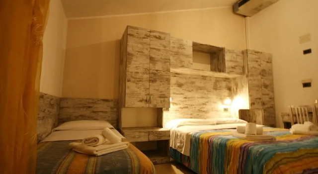 Трёхместный номер Standard с балконом Hotel Oasi del Mare