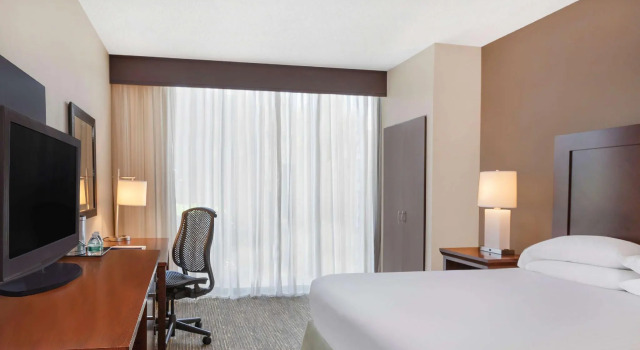 Двухместный номер Accessible Wyndham San Diego Bayside