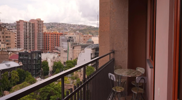 Апартаменты Premium с 3 комнатами с балконом Apartments on Buzand 13 street