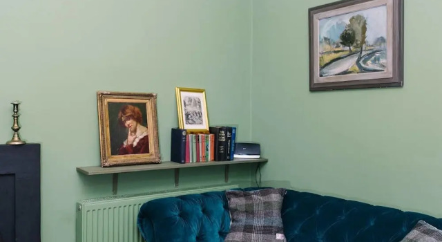 Heart Of Old Town 2Bed Apartment By The Castle, Забронировать Апартаменты/квартира Старый город Эдинбург, рядом с Национальный музей Шотландии