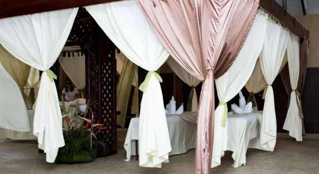 Aninga Lodge, Đặt Khách sạn Khách sạn ở Limon có hồ bơi, Hồ bơi