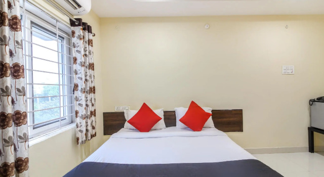 OYO Flagship 69508 AYAANSH RESIDENCY, Rezerwuj Hotel Kondapur 