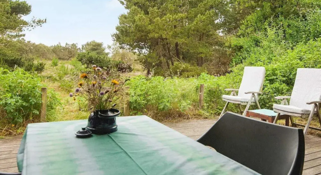 8 Person Holiday Home in Blavand-by Traum, Book Hotel Hoteller i Blåvand med parkering, Parkering