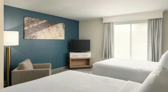 Люкс SpringHill Suites by Marriott Tampa Westshore Airport