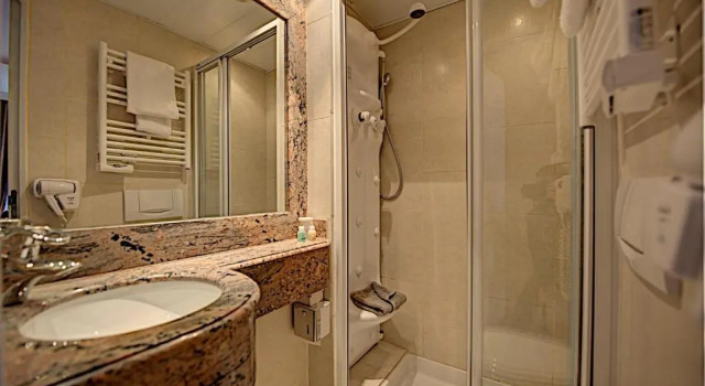 Одноместный номер Small Hôtel Du Midi Paris Montparnasse