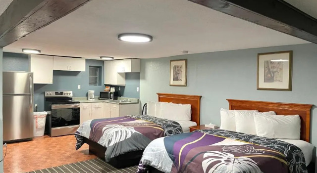 Апартаменты Annie Oakley Motel Oakley