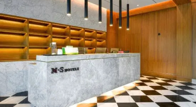 MEISU Meisu Hotel (Guangde Bus Station), Book Hotel Hoteller i Guangde med parkering, Parkering
