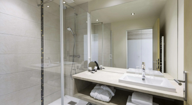 Двухместный номер Standard Best Western Plus Hôtel Escapade Senlis