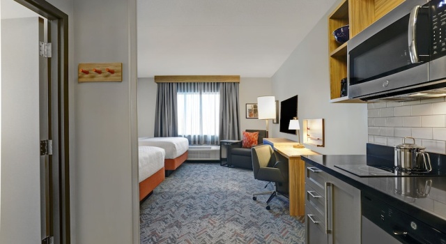 Четырёхместный люкс Candlewood Suites - Kingston West by IHG