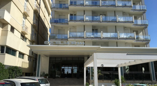 Hotel Excelsior