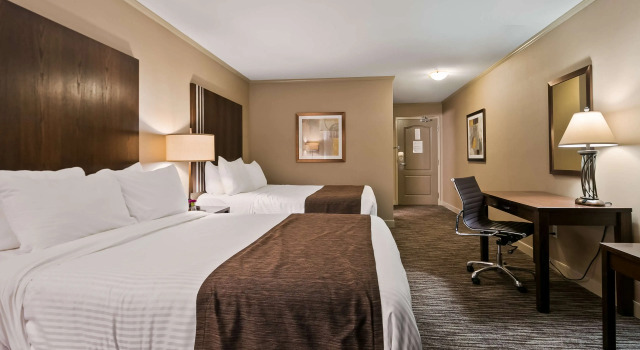 Четырёхместный номер Standard Best Western Mountainview Inn