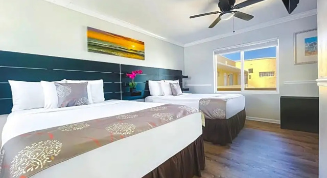 Номер Deluxe Hollywood Beach Seaside