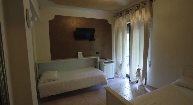 Двухместный семейный номер Standard с видом на город Hotel Central Giacomini